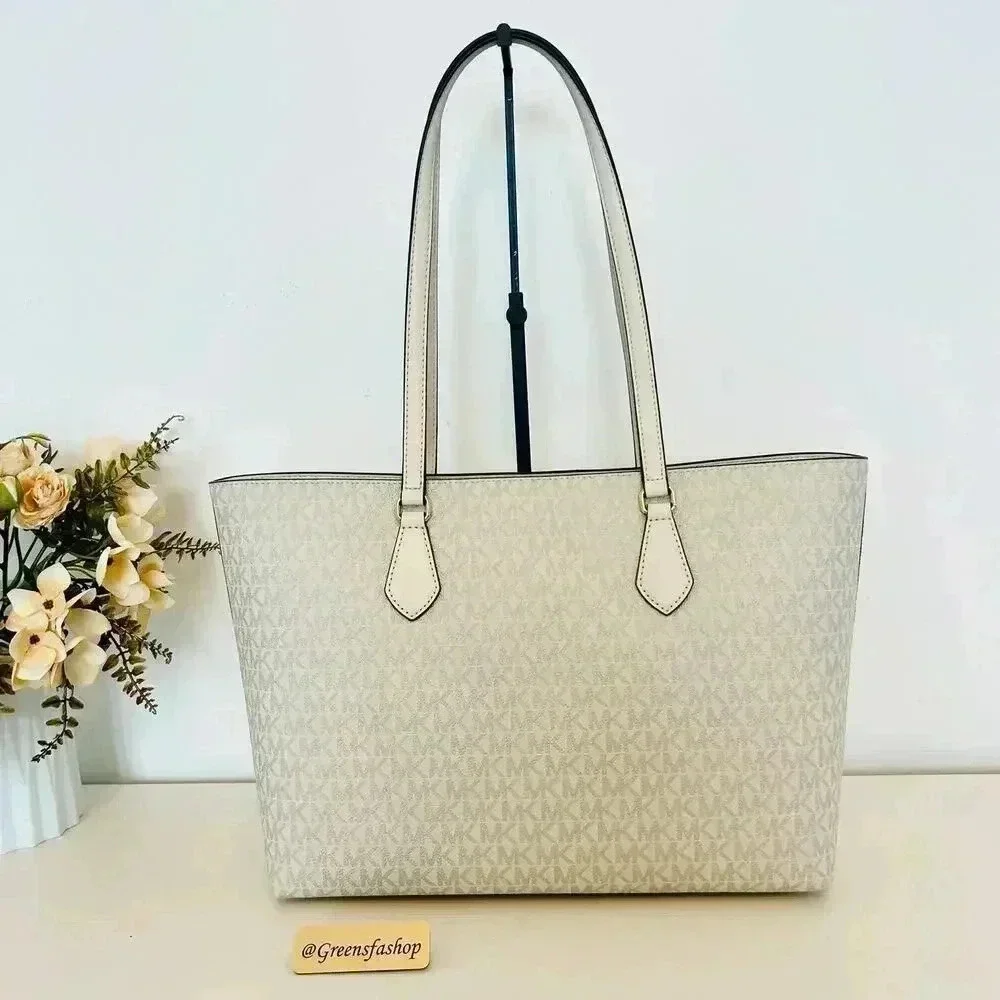 Michael Kors Purse & Wallet Sheila Large Signature & Metallic Tote Bag Pale Gold